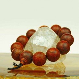Ball bracelet with genuine rosewood beads